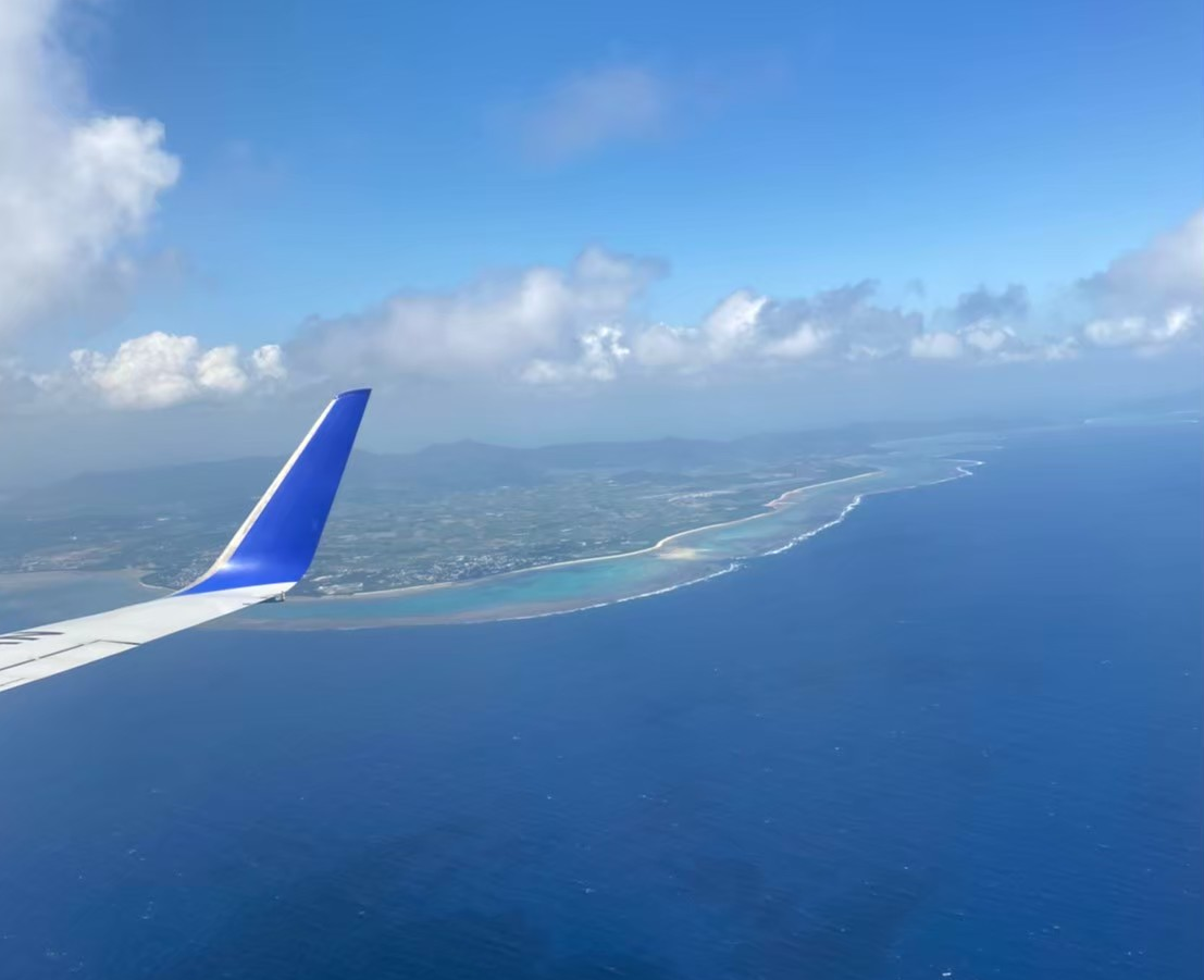 石垣島付近の飛行機からの景色