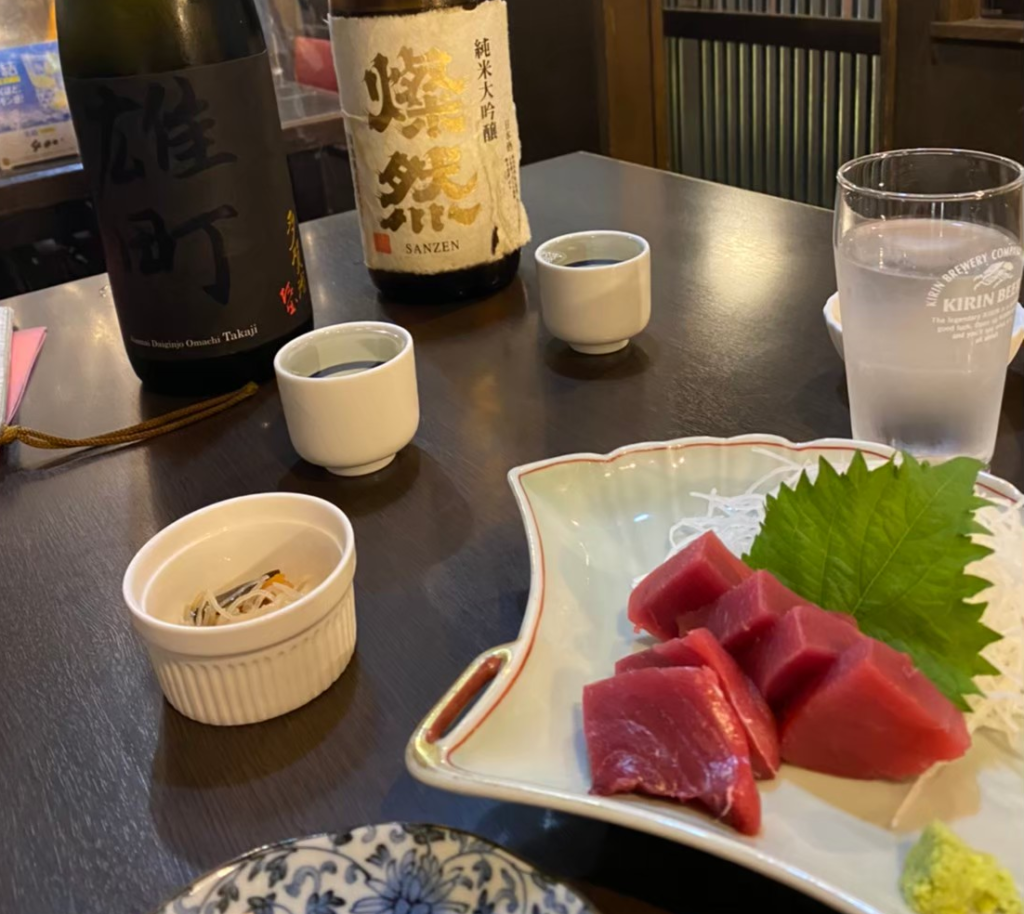 さかばやしのマグロとお酒