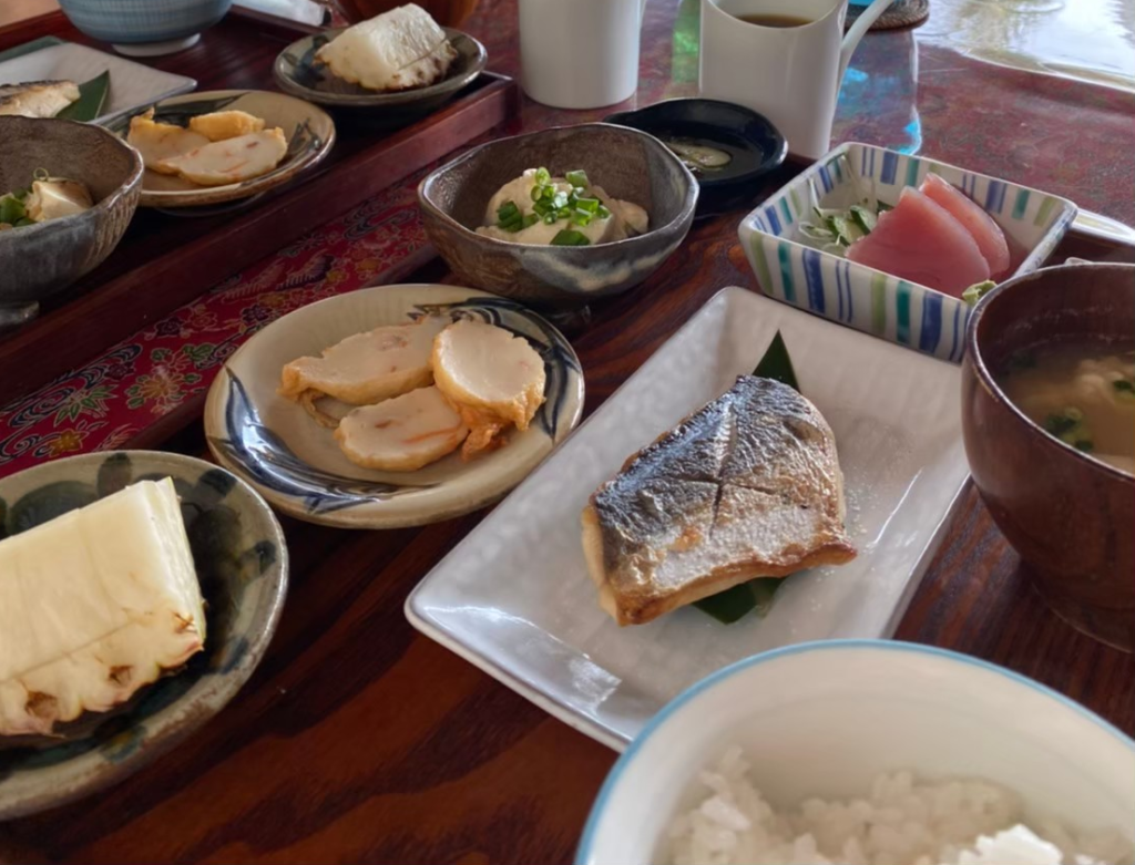 ティンヌカーラの朝食