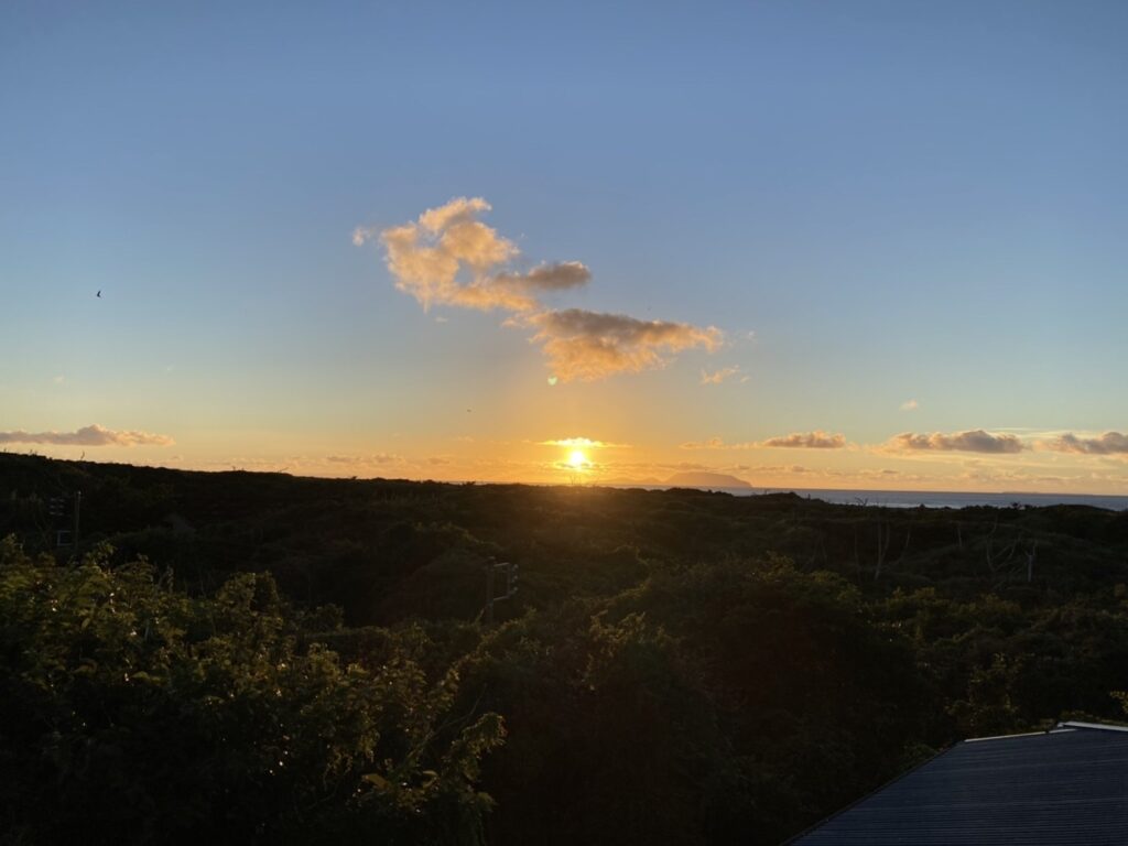 夕景の夕日