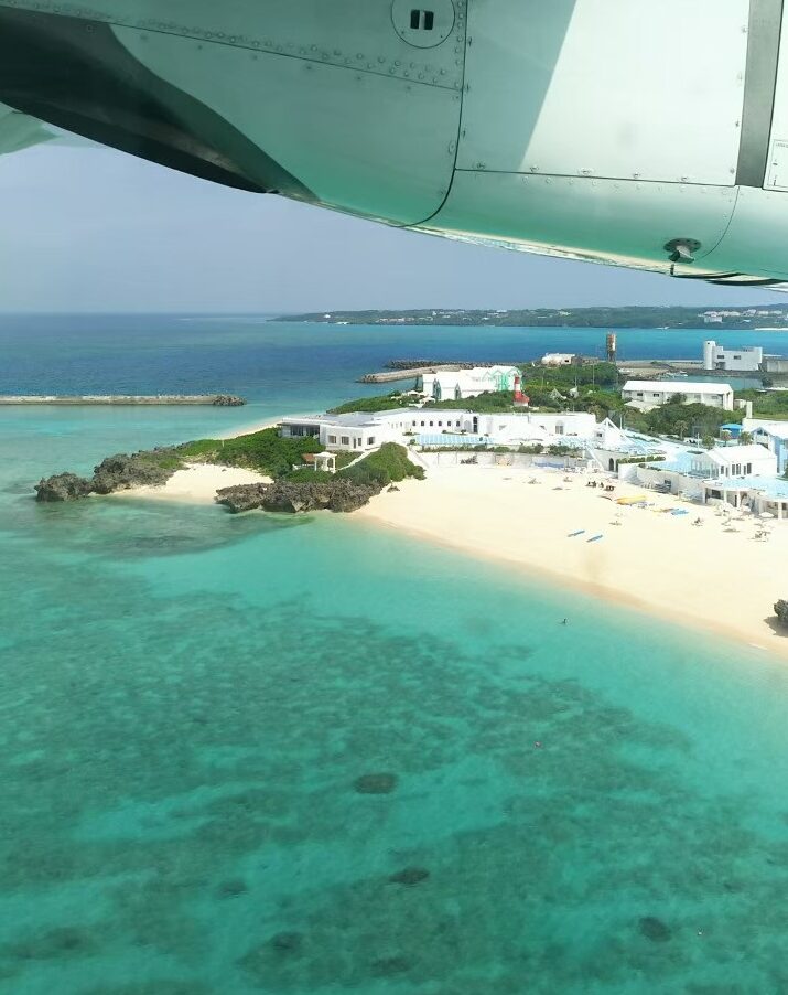 飛行機から見た与論島