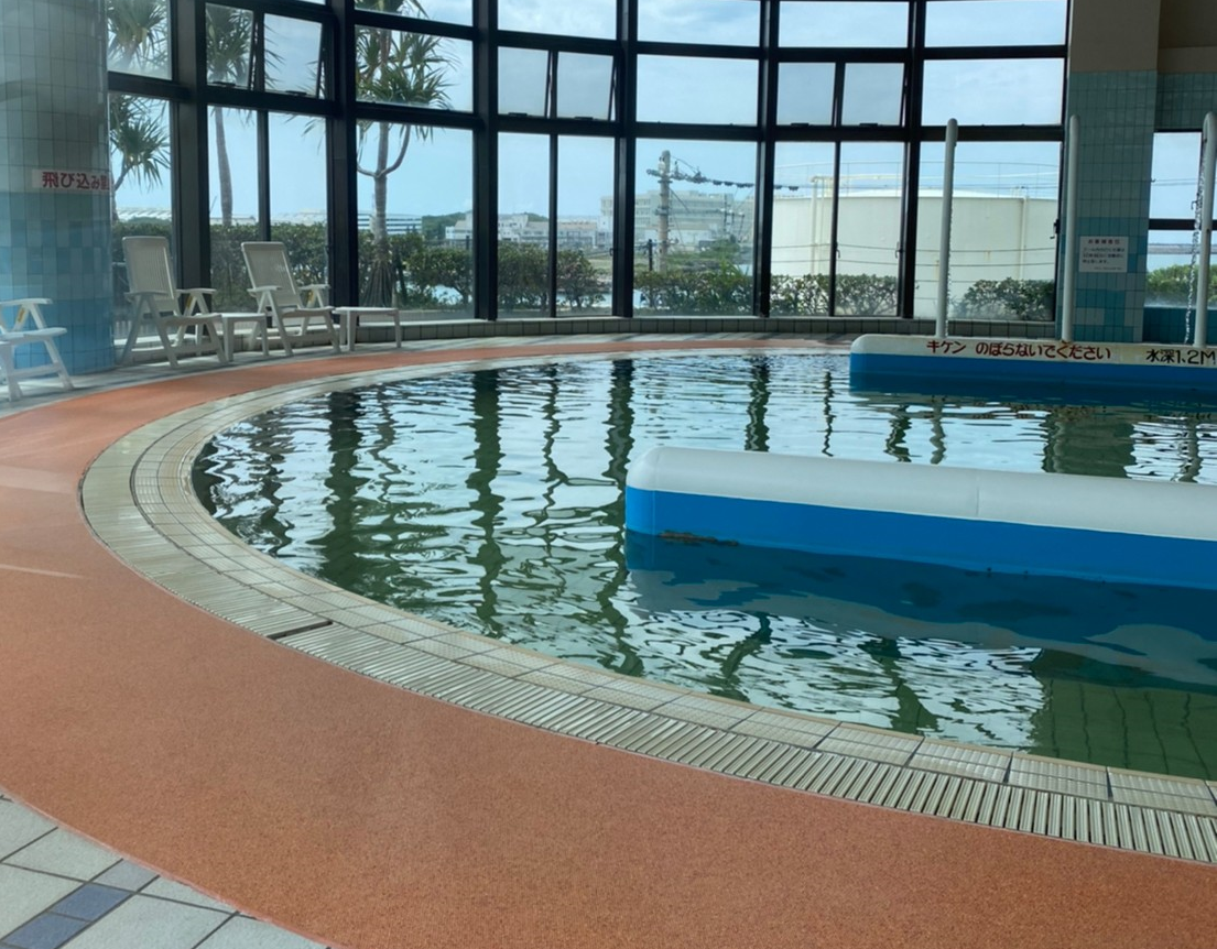 室内プール