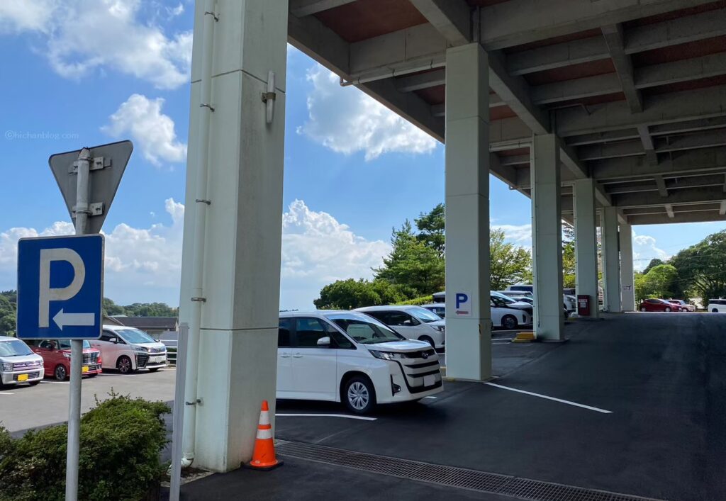 霧島国際ホテル駐車場