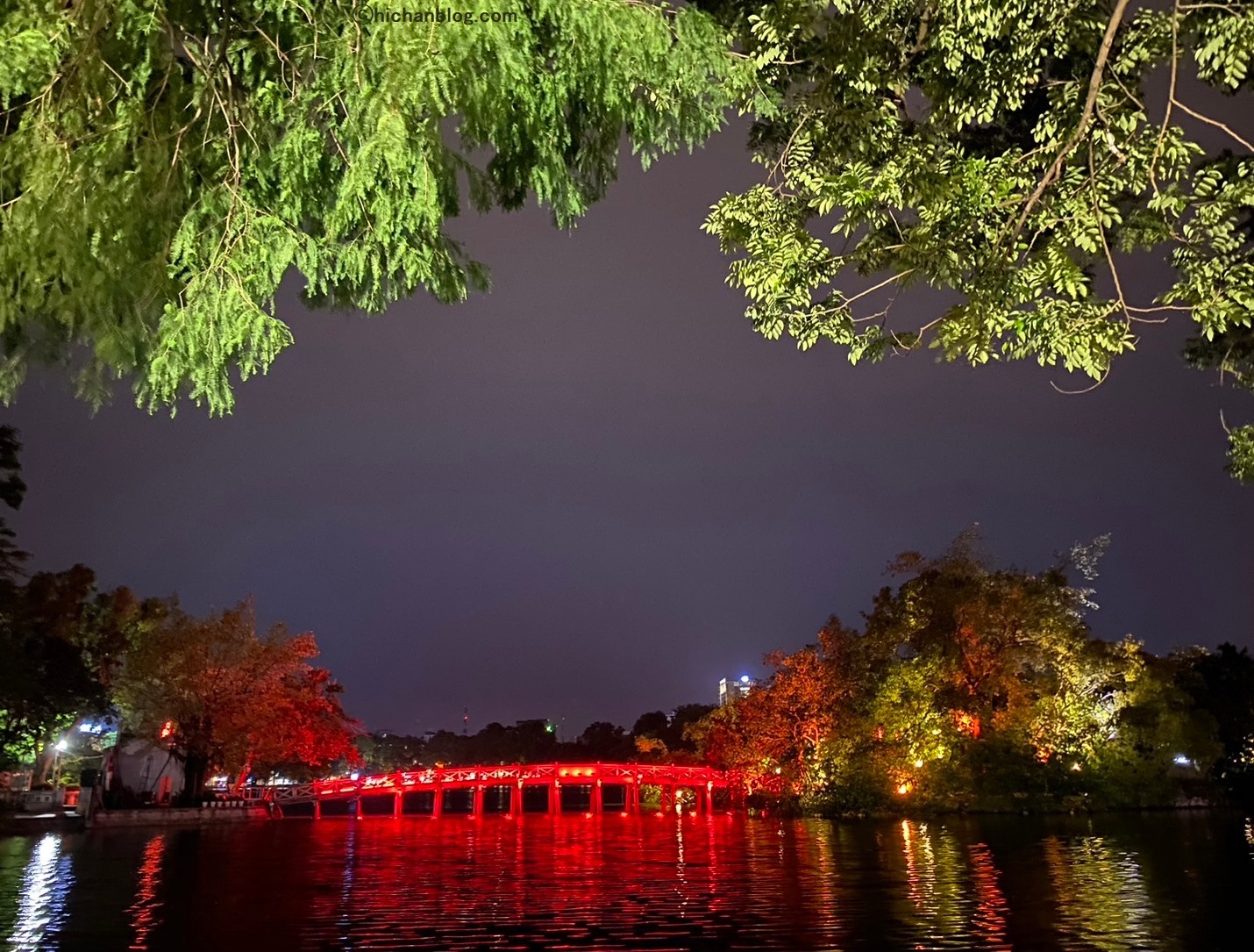 湖の橋